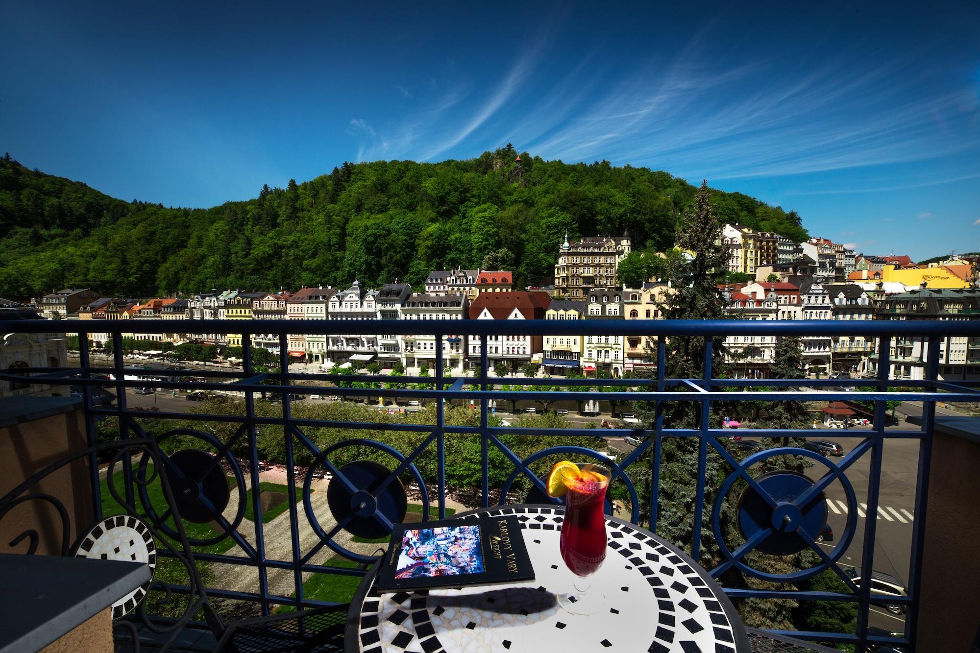 Interhotel Central Karlovy Vary Extérieur photo