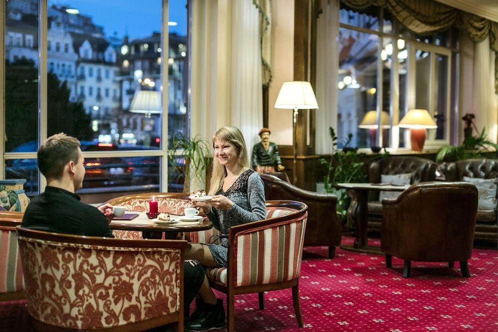 Interhotel Central Karlovy Vary Extérieur photo