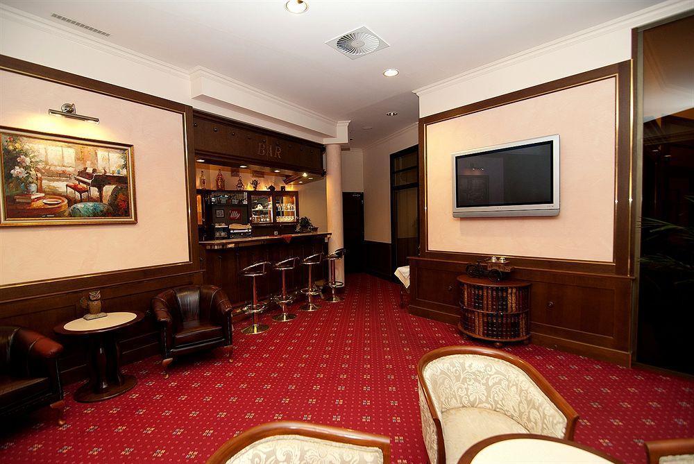 Interhotel Central Karlovy Vary Extérieur photo